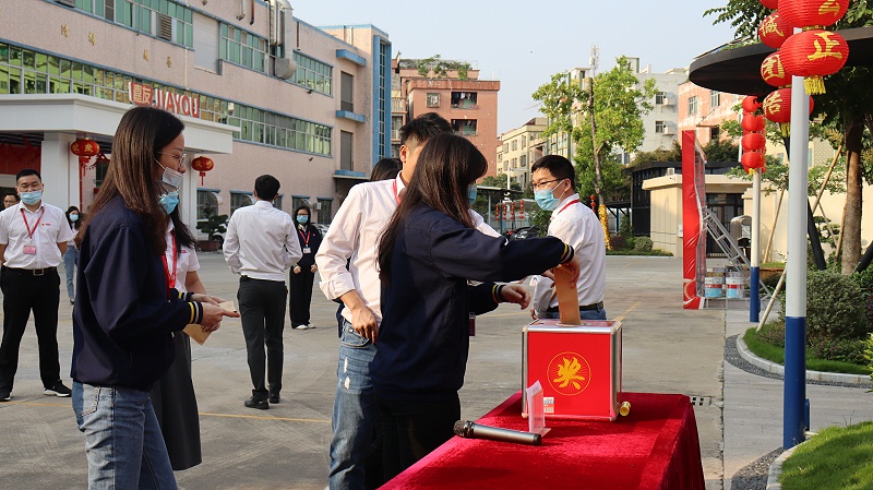 ���������ܼ��װ�������������Ա��Я�ֹ���