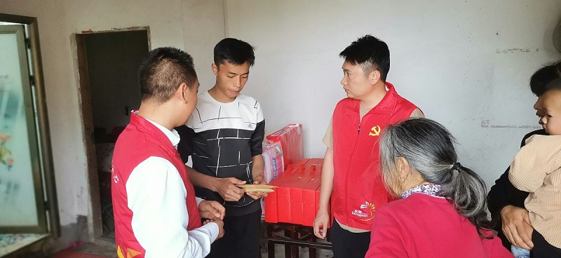 ���������ܼ��װ�������������Ա��Я�ֹ��� (2)