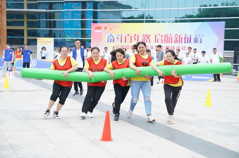 �Ϻ����ҵļ����ǣ�ʯ����ڰ˽�����ְ��Ȥζ���yp�ֻ����塰���Ƚ���